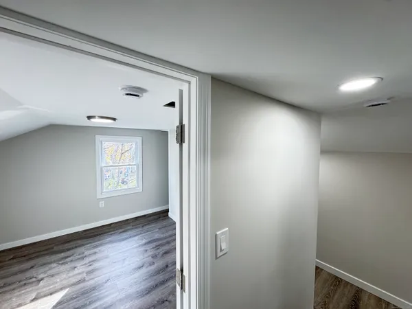 $2,500 | 110 West Easton Street, Hamden, CT 06514