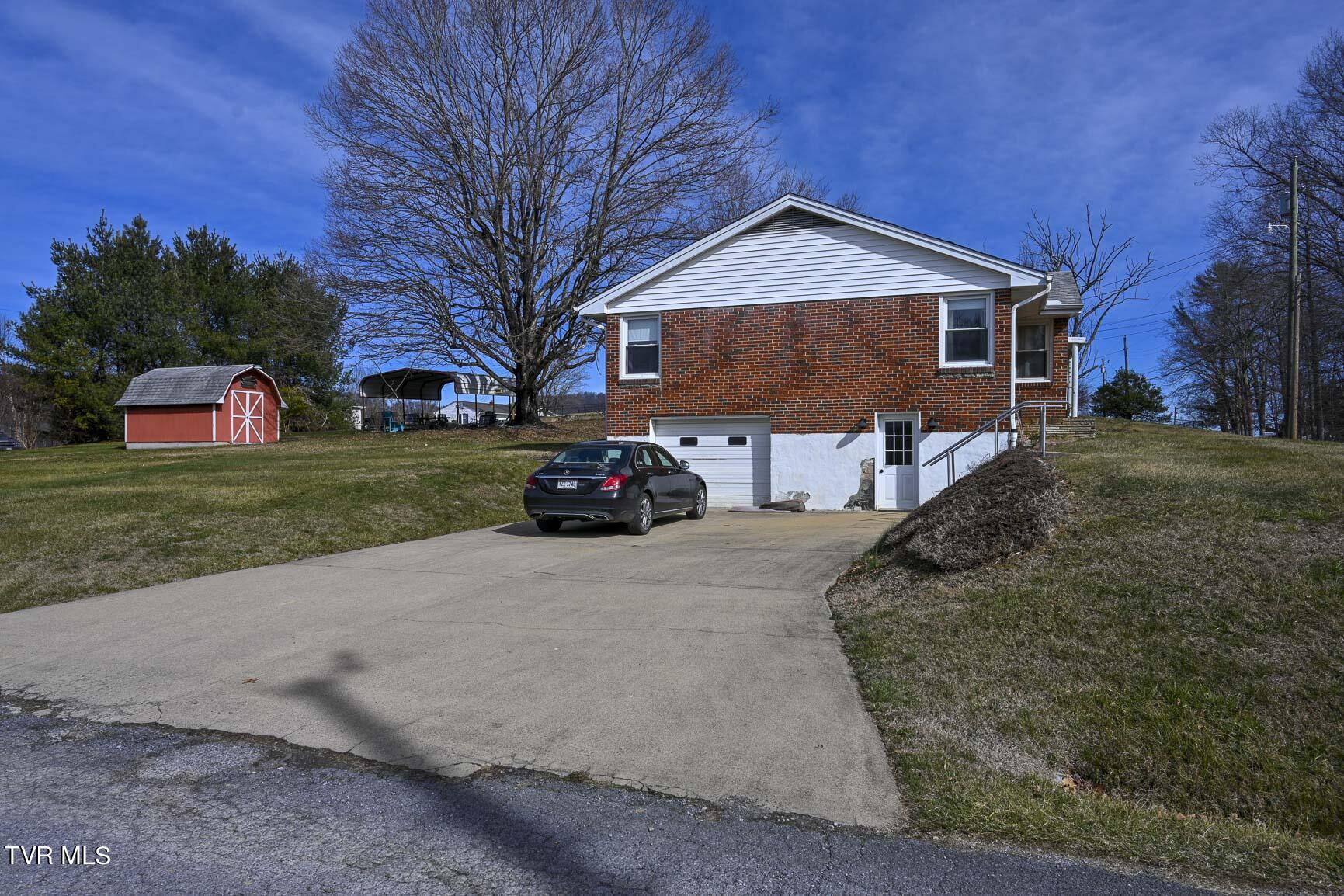 9533 Reedy Creek Road Bristol, VA 24202 - Photo 4 of 48 RC_28