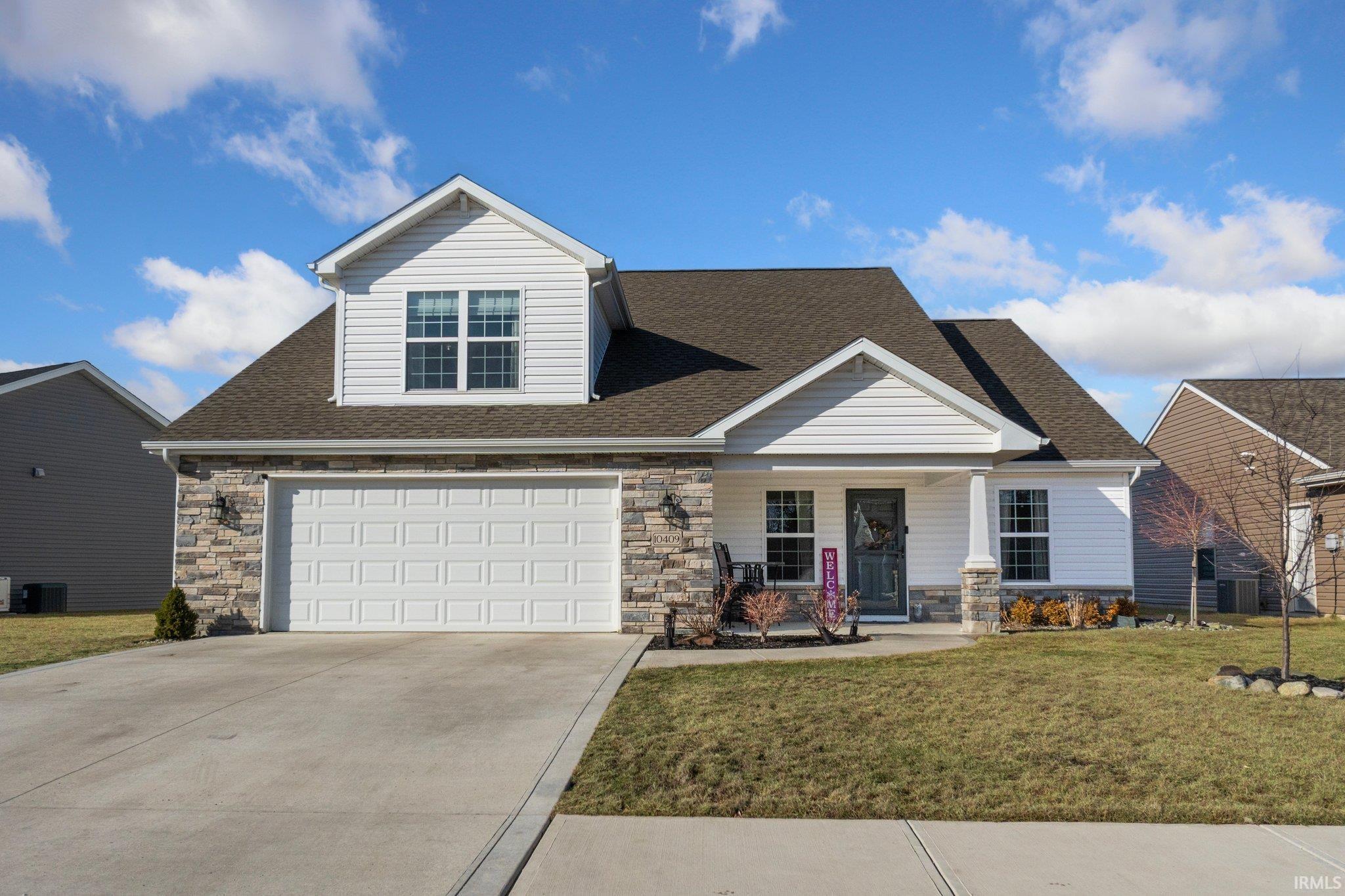 10409 Fieldlight Boulevard Fort Wayne, IN 46835 - Photo 1 of 29