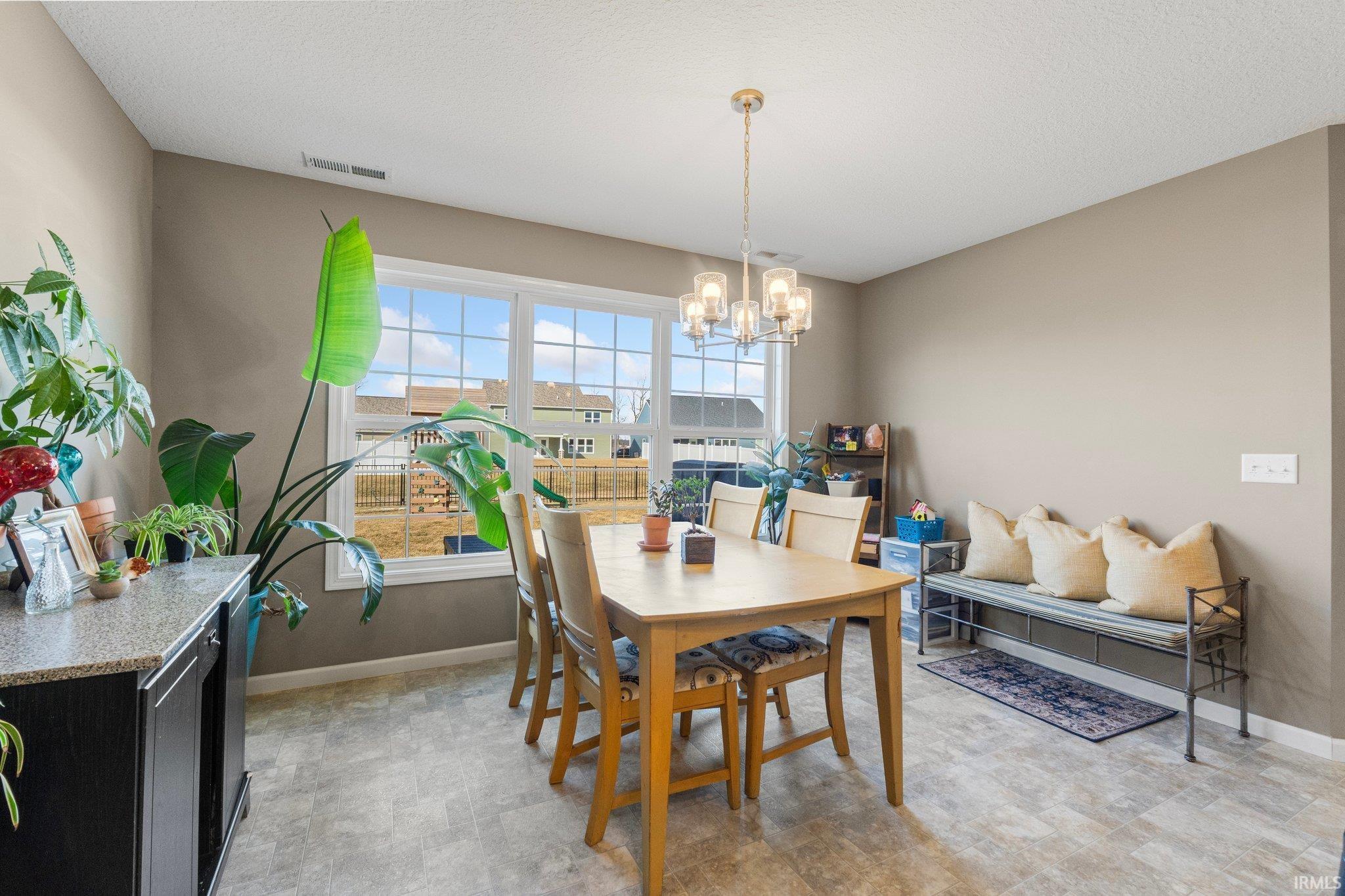 10409 Fieldlight Boulevard Fort Wayne, IN 46835 - Photo 12 of 29