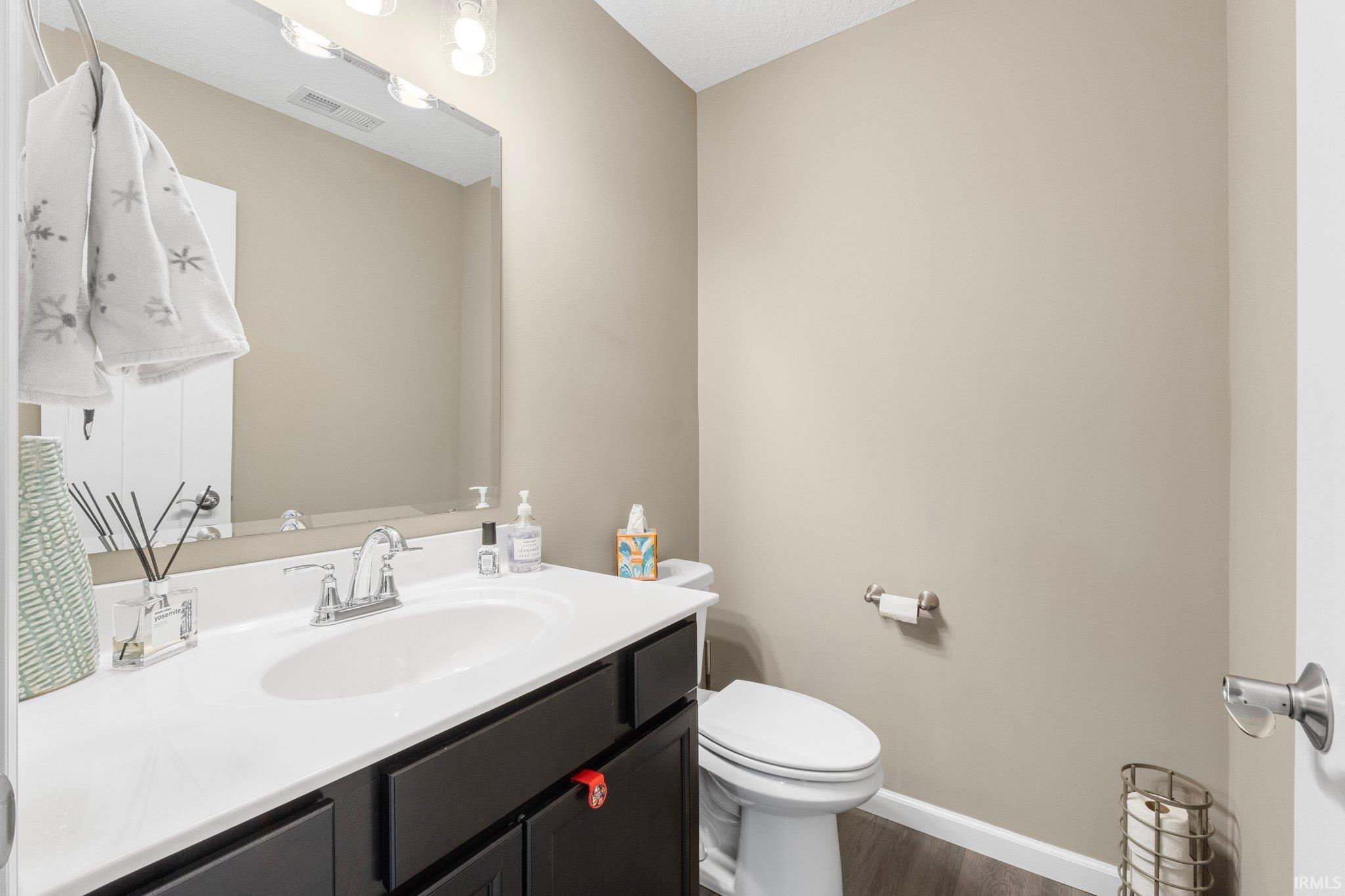 10409 Fieldlight Boulevard Fort Wayne, IN 46835 - Photo 14 of 29