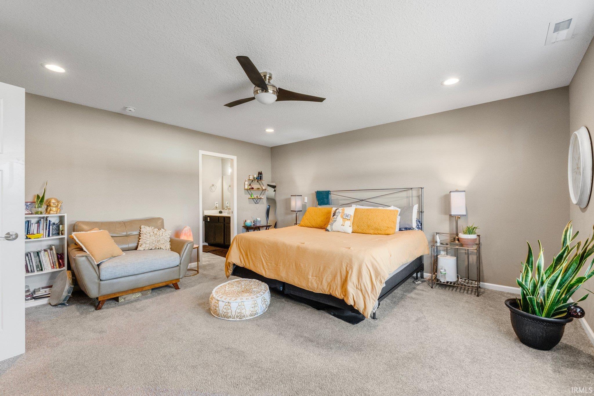 10409 Fieldlight Boulevard Fort Wayne, IN 46835 - Photo 16 of 29