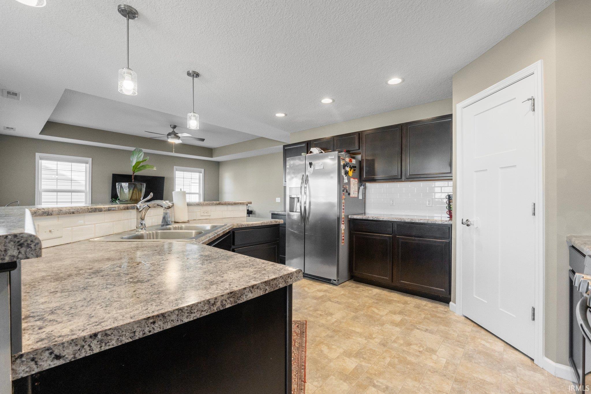 10409 Fieldlight Boulevard Fort Wayne, IN 46835 - Photo 9 of 29