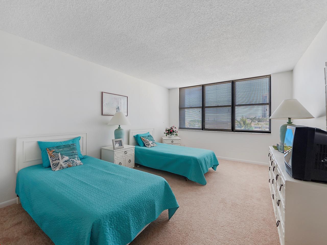 3400 North Ocean Drive, Unit 405 Riviera Beach, FL 33404 - Photo 11 of 27 Guest Bedroom
