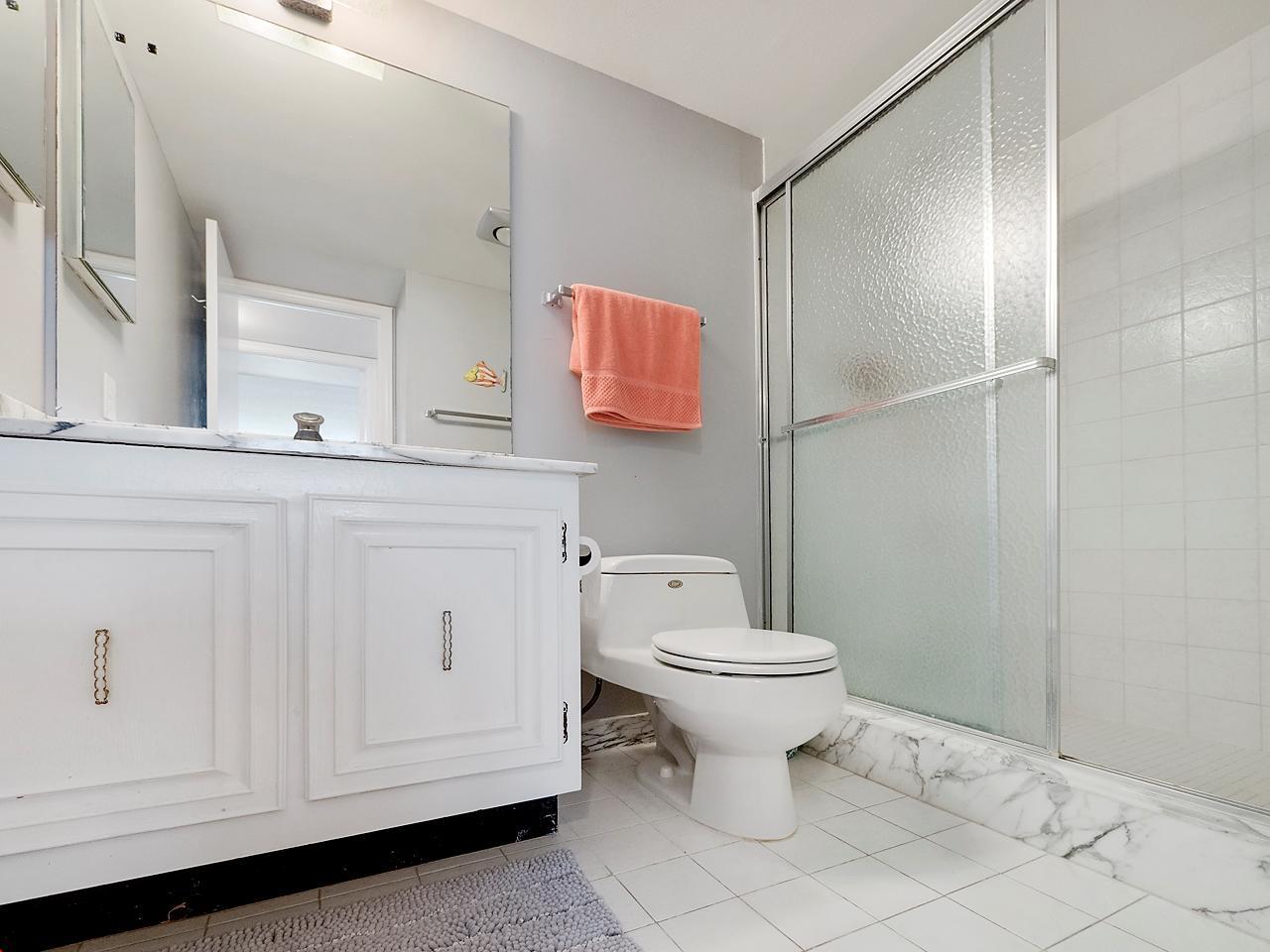 3400 North Ocean Drive, Unit 405 Riviera Beach, FL 33404 - Photo 12 of 27 guest bath