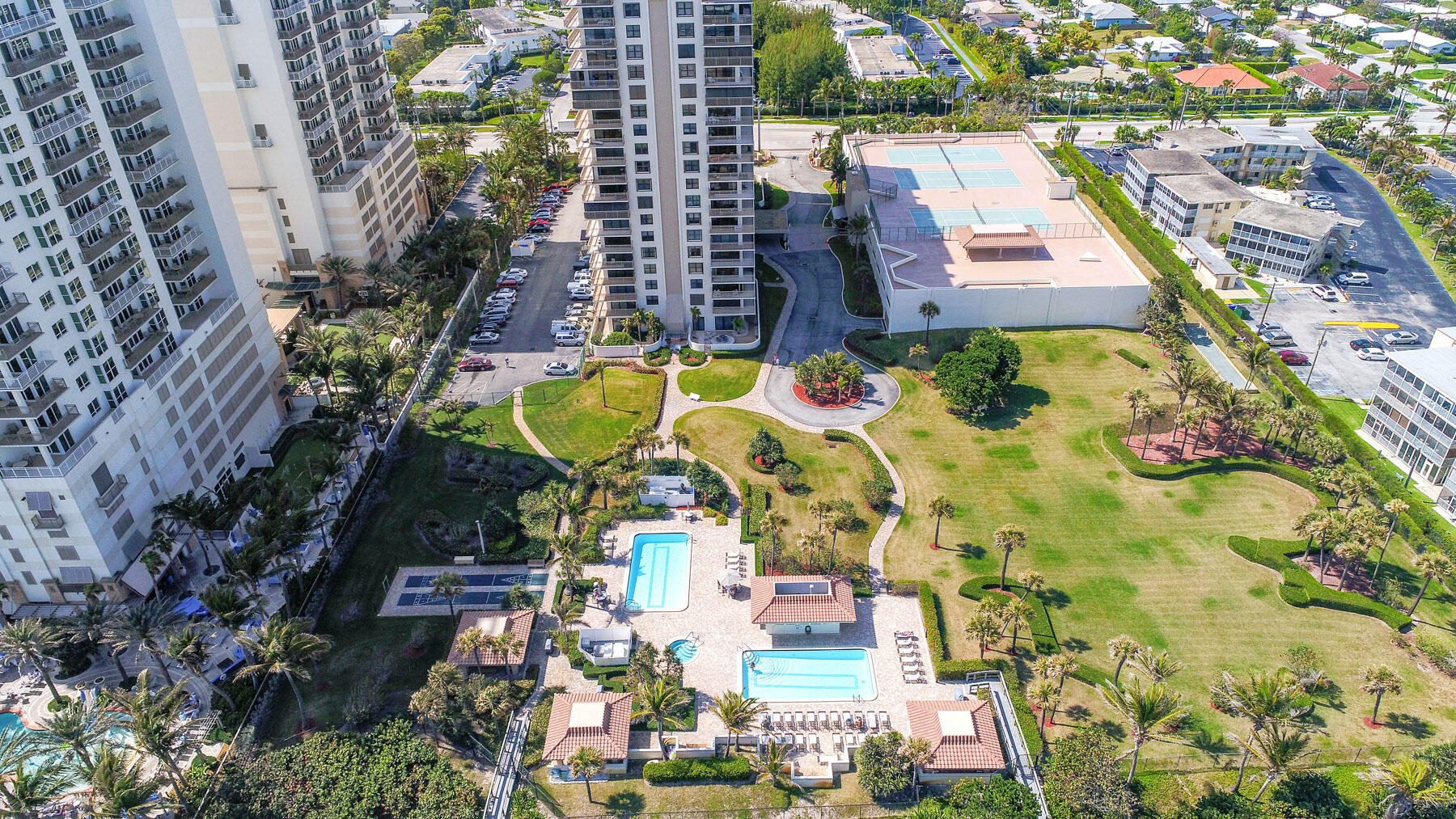 3400 North Ocean Drive, Unit 405 Riviera Beach, FL 33404 - Photo 2 of 27 3400_N_Ocean_04_web