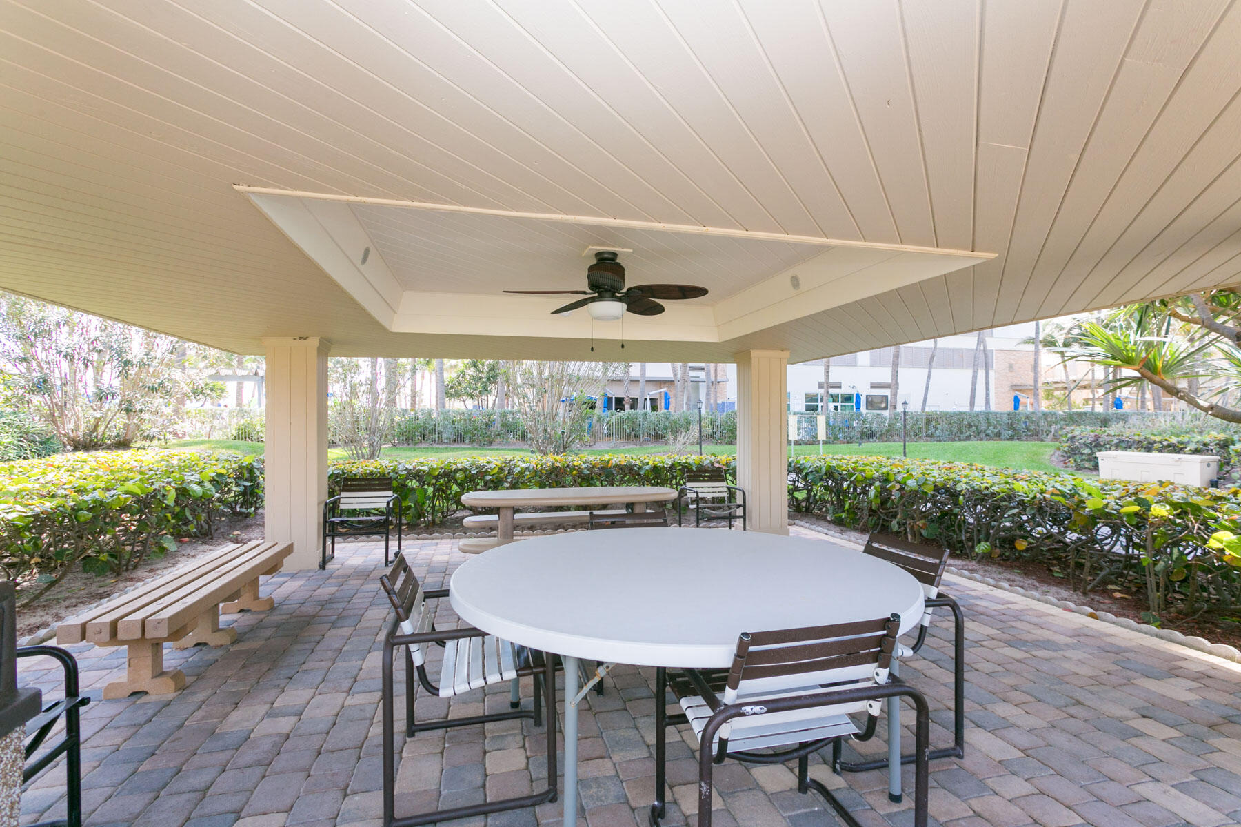 3400 North Ocean Drive, Unit 405 Riviera Beach, FL 33404 - Photo 21 of 27 Picnic_areas_web