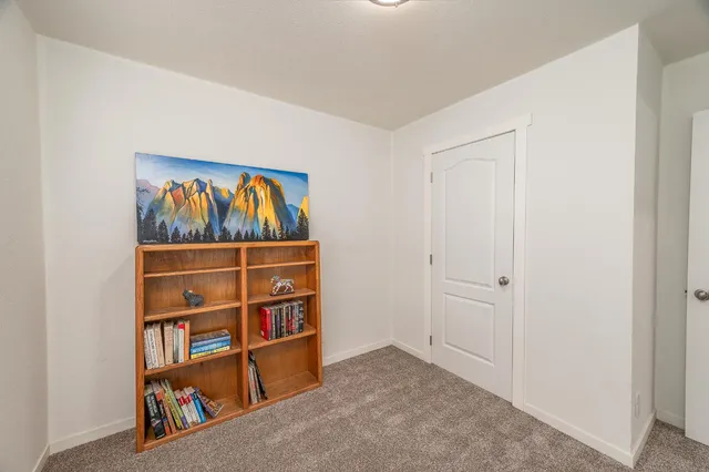 $185,000 | 2307 Oakdale Road, Unit 13, Modesto, CA 95355