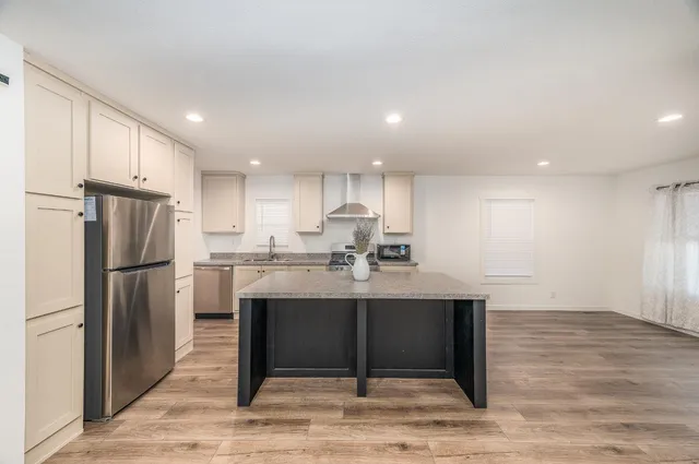 $185,000 | 2307 Oakdale Road, Unit 13, Modesto, CA 95355