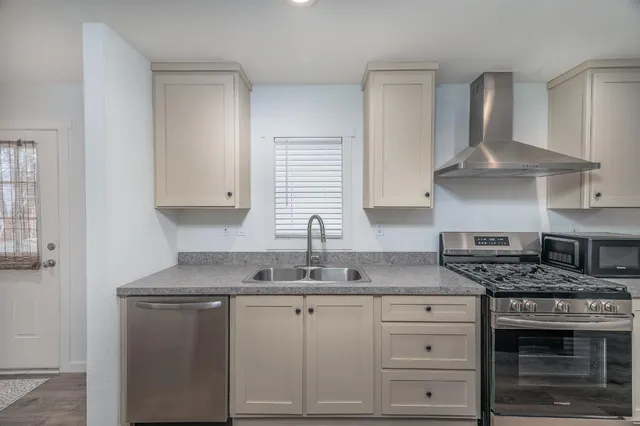 $185,000 | 2307 Oakdale Road, Unit 13, Modesto, CA 95355