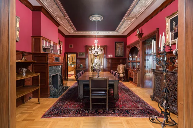 $4,900,000 | 3432 North Lake Drive, Milwaukee, WI 53211