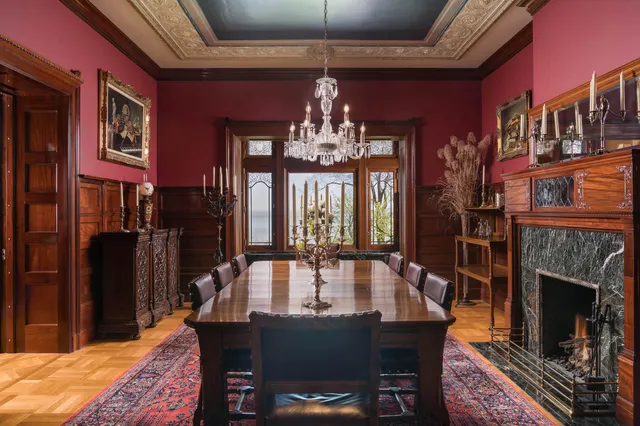 $4,900,000 | 3432 North Lake Drive, Milwaukee, WI 53211