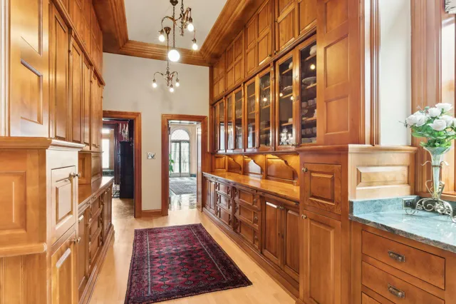 $4,900,000 | 3432 North Lake Drive, Milwaukee, WI 53211