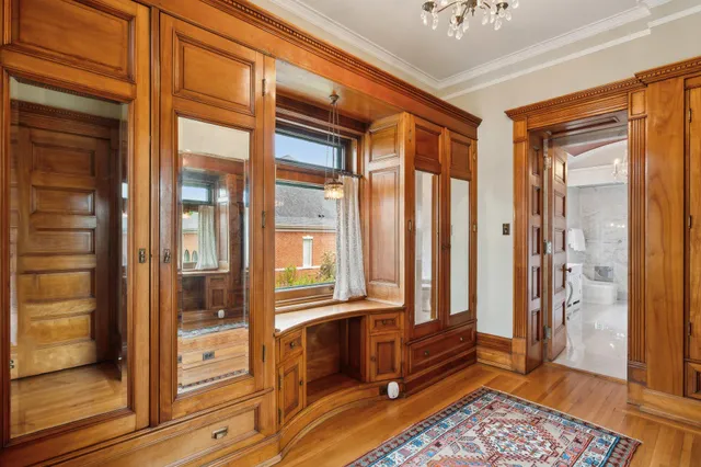 $4,900,000 | 3432 North Lake Drive, Milwaukee, WI 53211