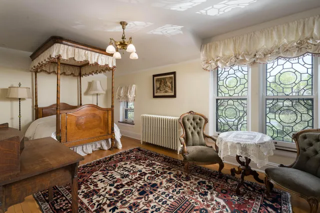 $4,900,000 | 3432 North Lake Drive, Milwaukee, WI 53211