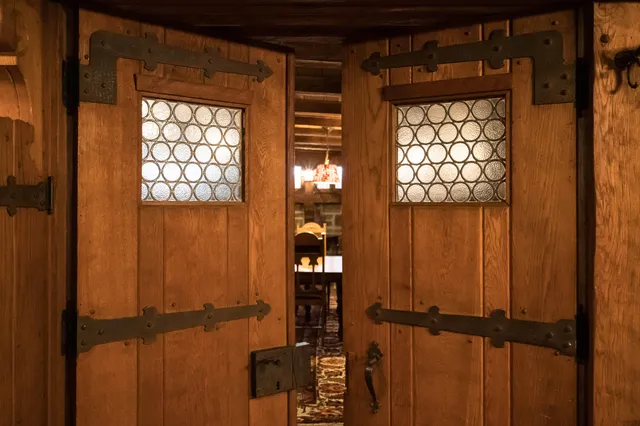 $4,900,000 | 3432 North Lake Drive, Milwaukee, WI 53211