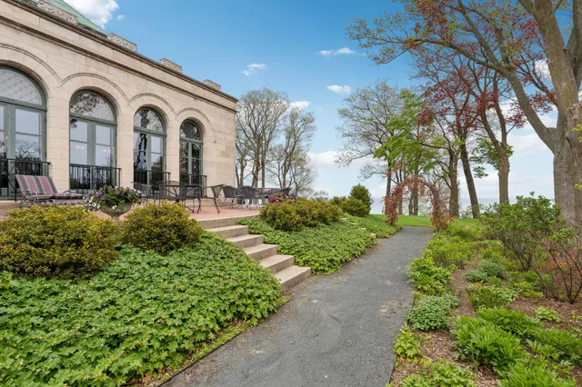 $4,900,000 | 3432 North Lake Drive, Milwaukee, WI 53211