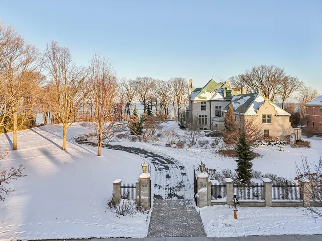 $4,900,000 | 3432 North Lake Drive, Milwaukee, WI 53211