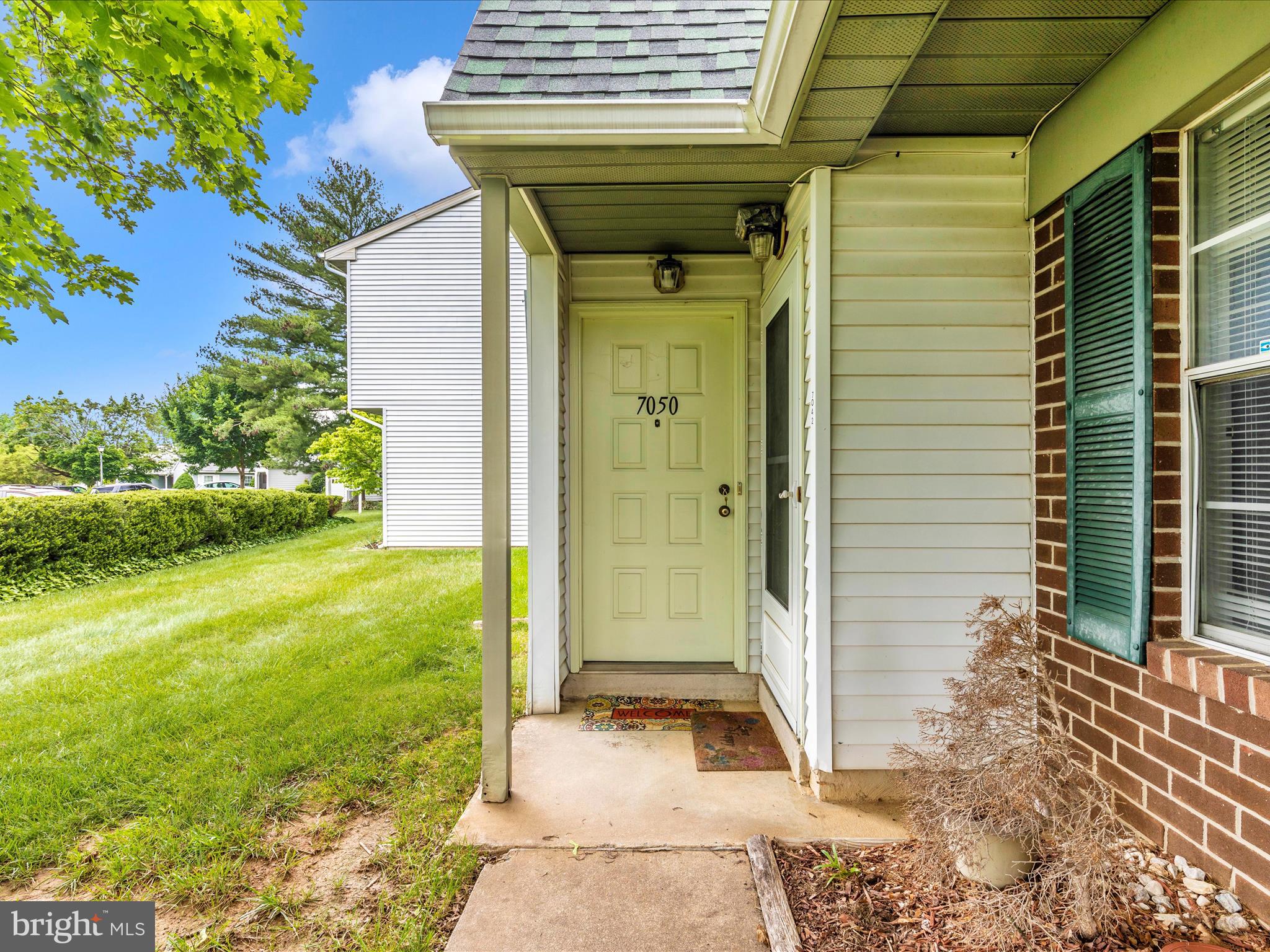 7050 Basswood Road, Unit 11 Frederick, MD 21703 - Photo 4 of 59 Your own private entry & stairs