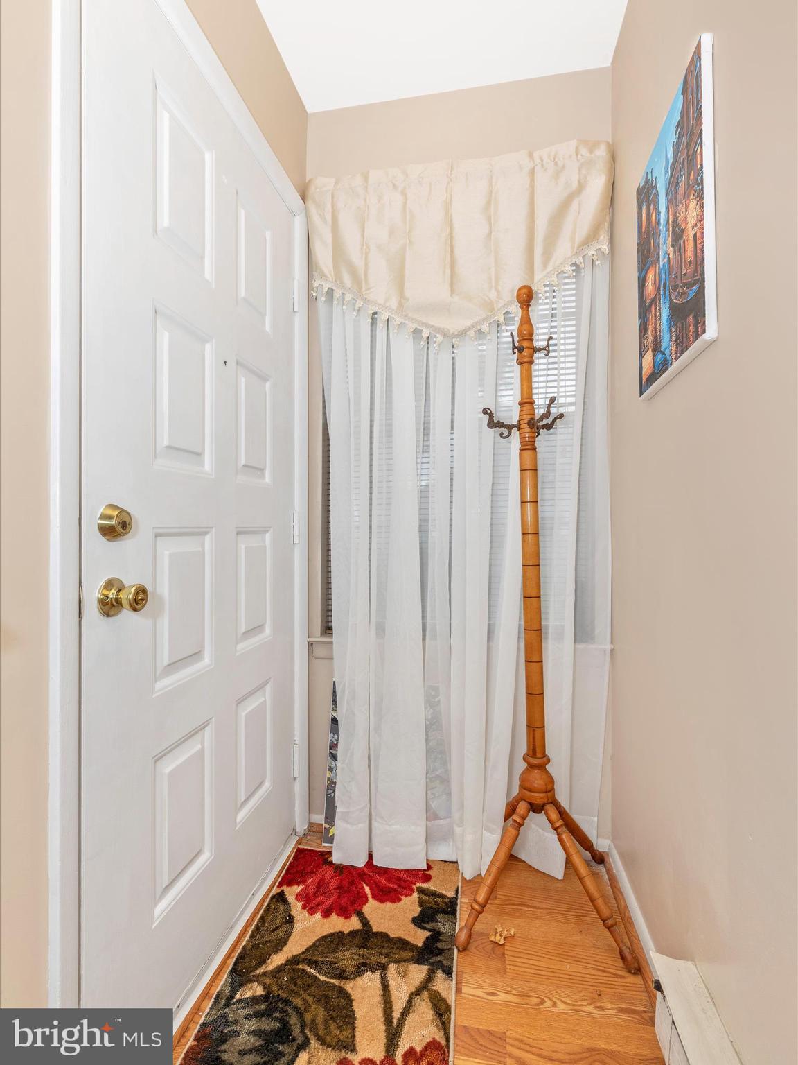 7050 Basswood Road, Unit 11 Frederick, MD 21703 - Photo 6 of 59 Entry
