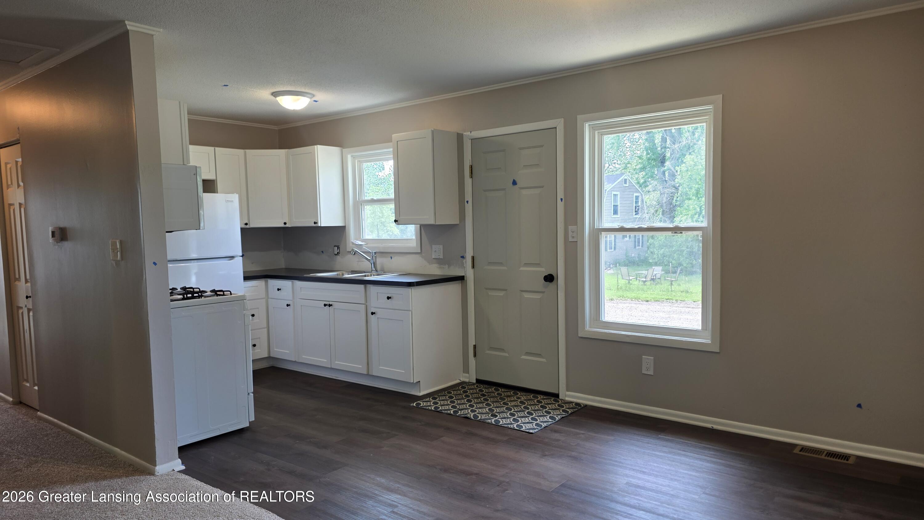 825 Dunlap Street Lansing, MI 48910 - Photo 12 of 32 20260526_145736