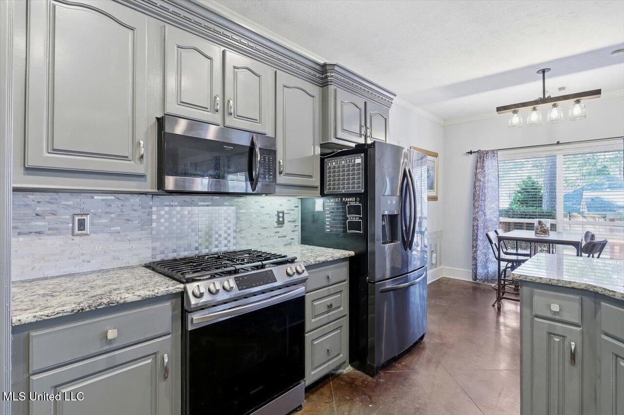 118 Pine Ridge Circle Brandon, MS 39047 - Photo 12 of 38 12-118 Pine Ridge Cir _ Home Tours MS