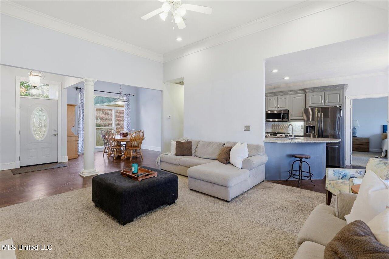 118 Pine Ridge Circle Brandon, MS 39047 - Photo 8 of 38 08-118 Pine Ridge Cir _ Home Tours MS