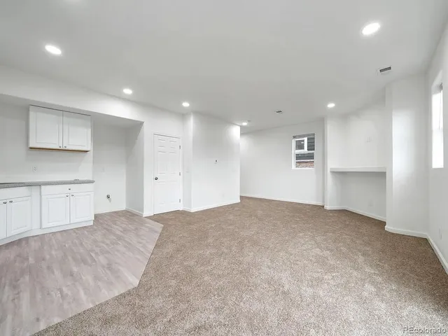 a view of empty room