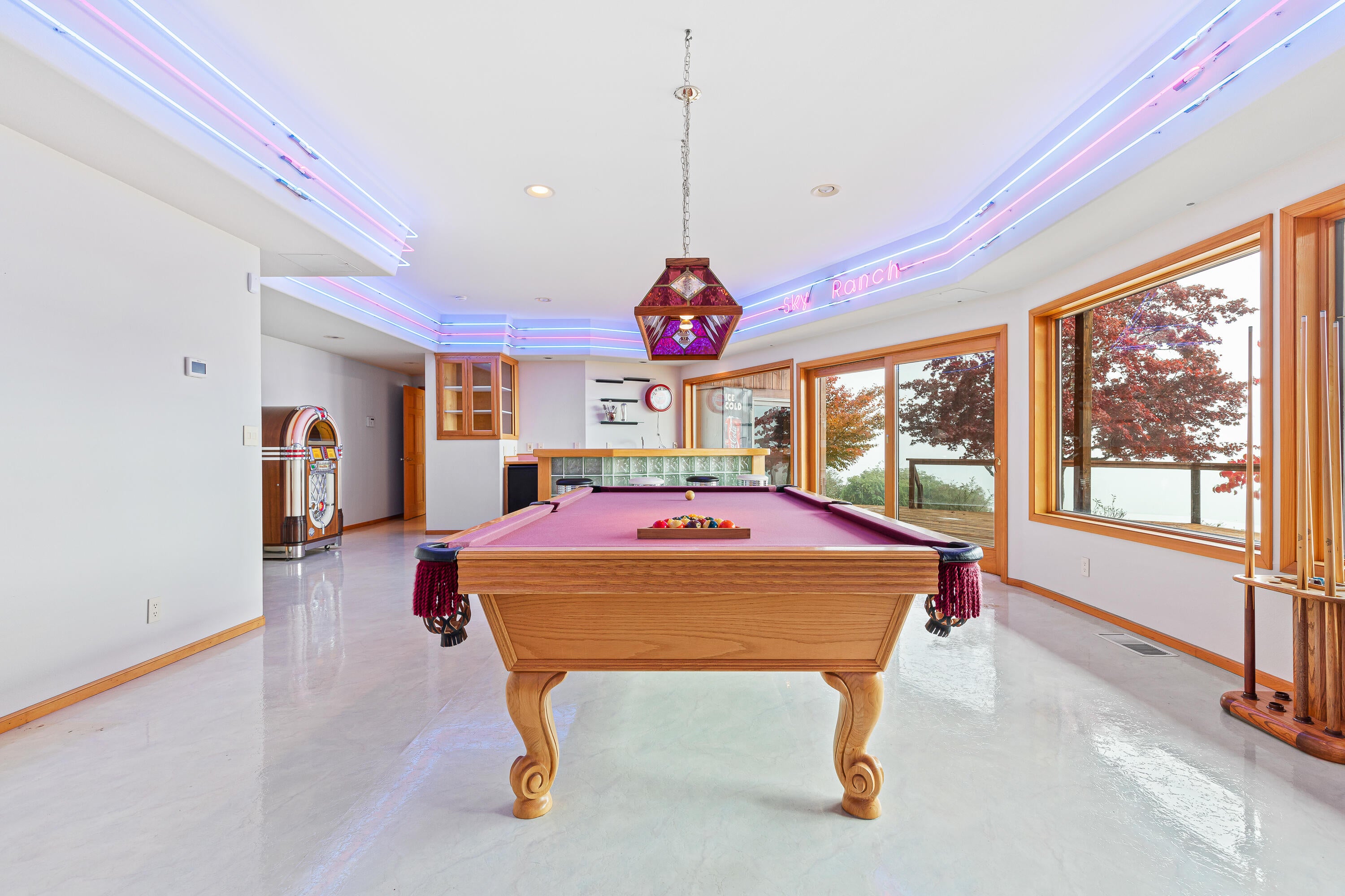 6380 Tunnel Loop Road Grants Pass, OR 97526 - Photo 52 of 83 Game Room