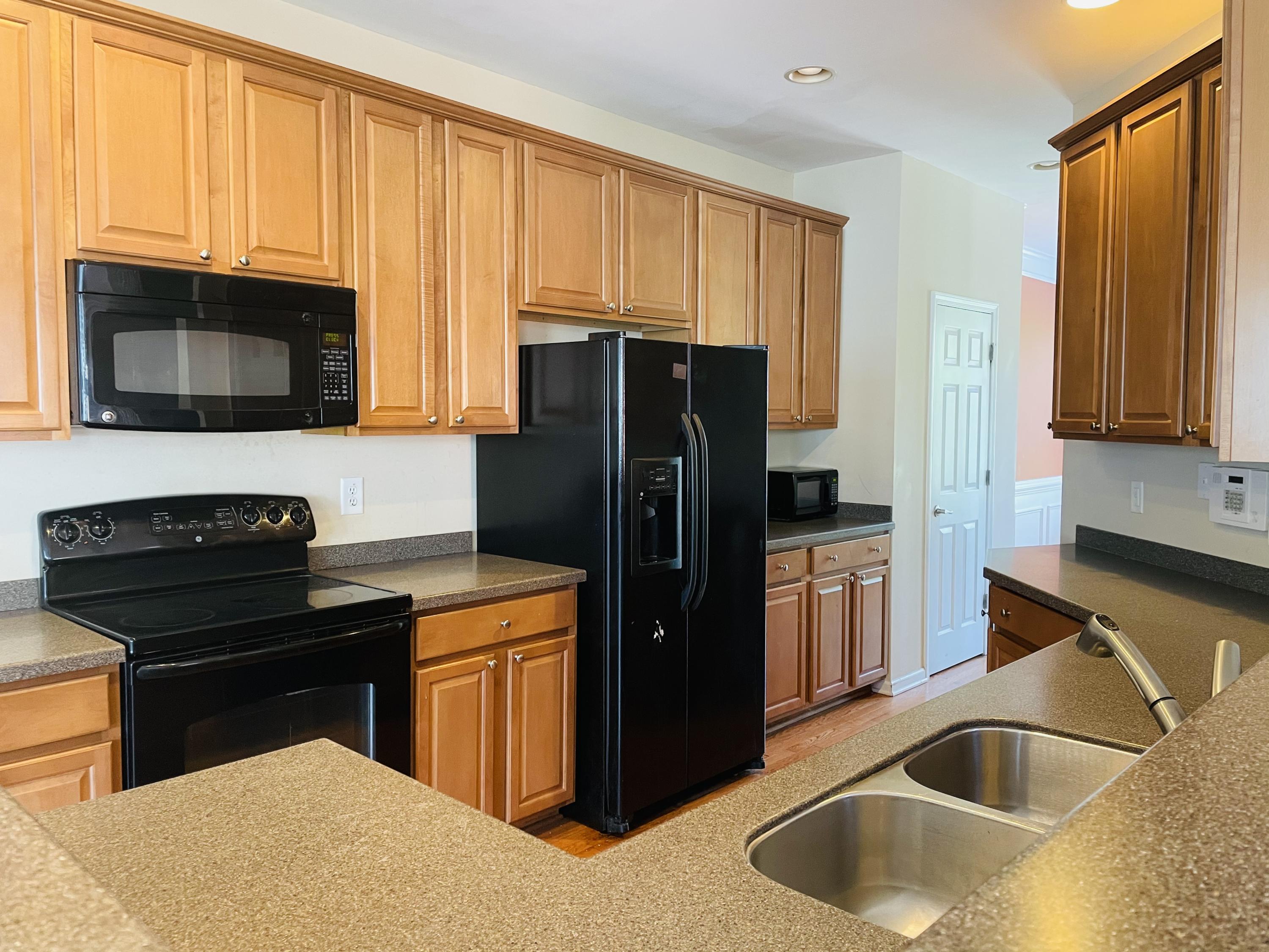 9042 Parlor Drive Ladson, SC 29456 - Photo 11 of 28 image00025