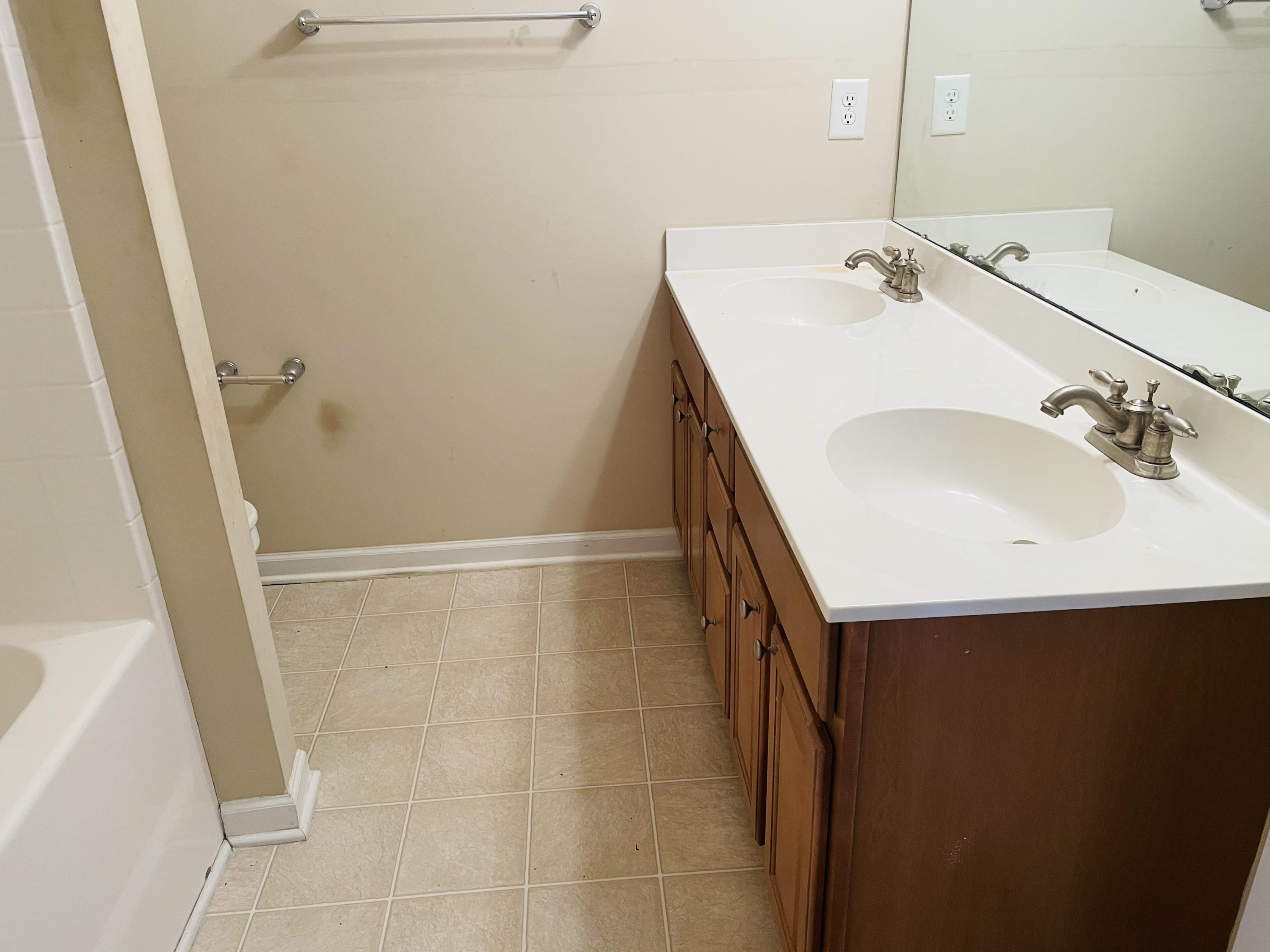 9042 Parlor Drive Ladson, SC 29456 - Photo 16 of 28 image00015