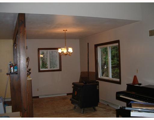 1890 Stoughton Road Slippery Rock, PA 16057 - Photo 2 of 18 Exterior Front. Dining Room Area