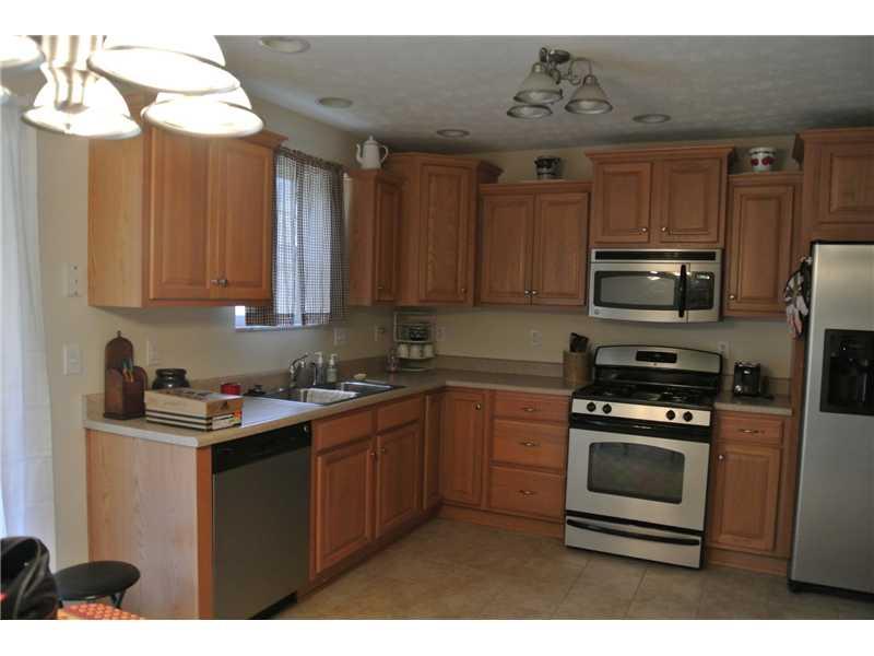 412 Chestnut Lane Apollo, PA 15613 - Photo 3 of 20 Kitchen.