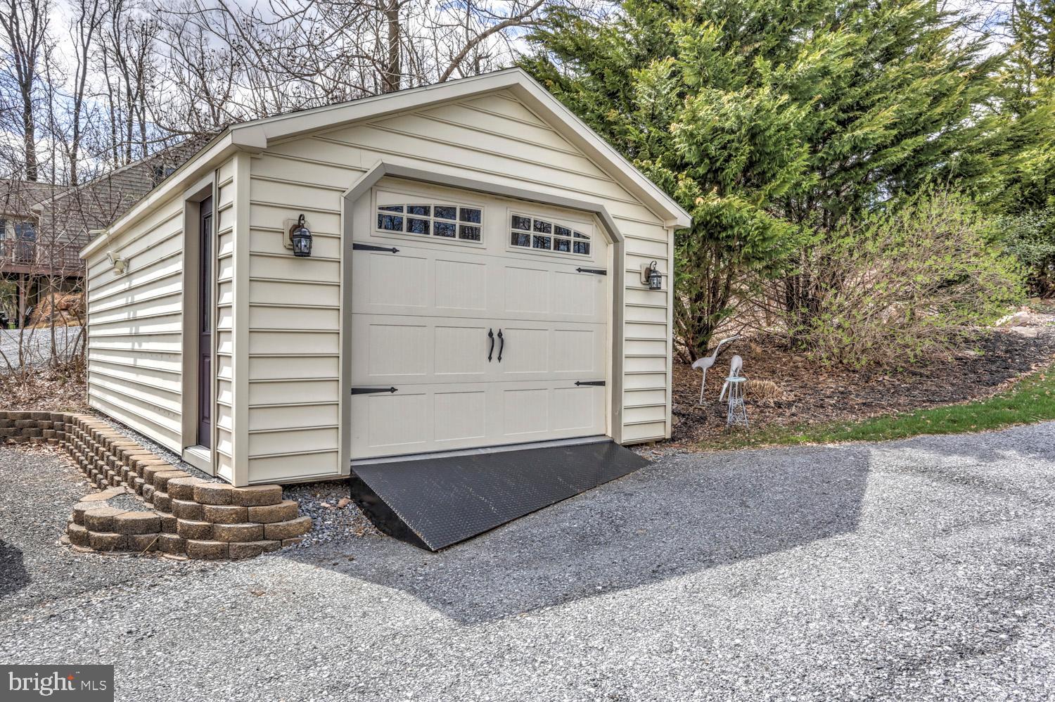 1705 Furnace Hill Road Denver, PA 17517 - Photo 67 of 70 Detached 1 car garage