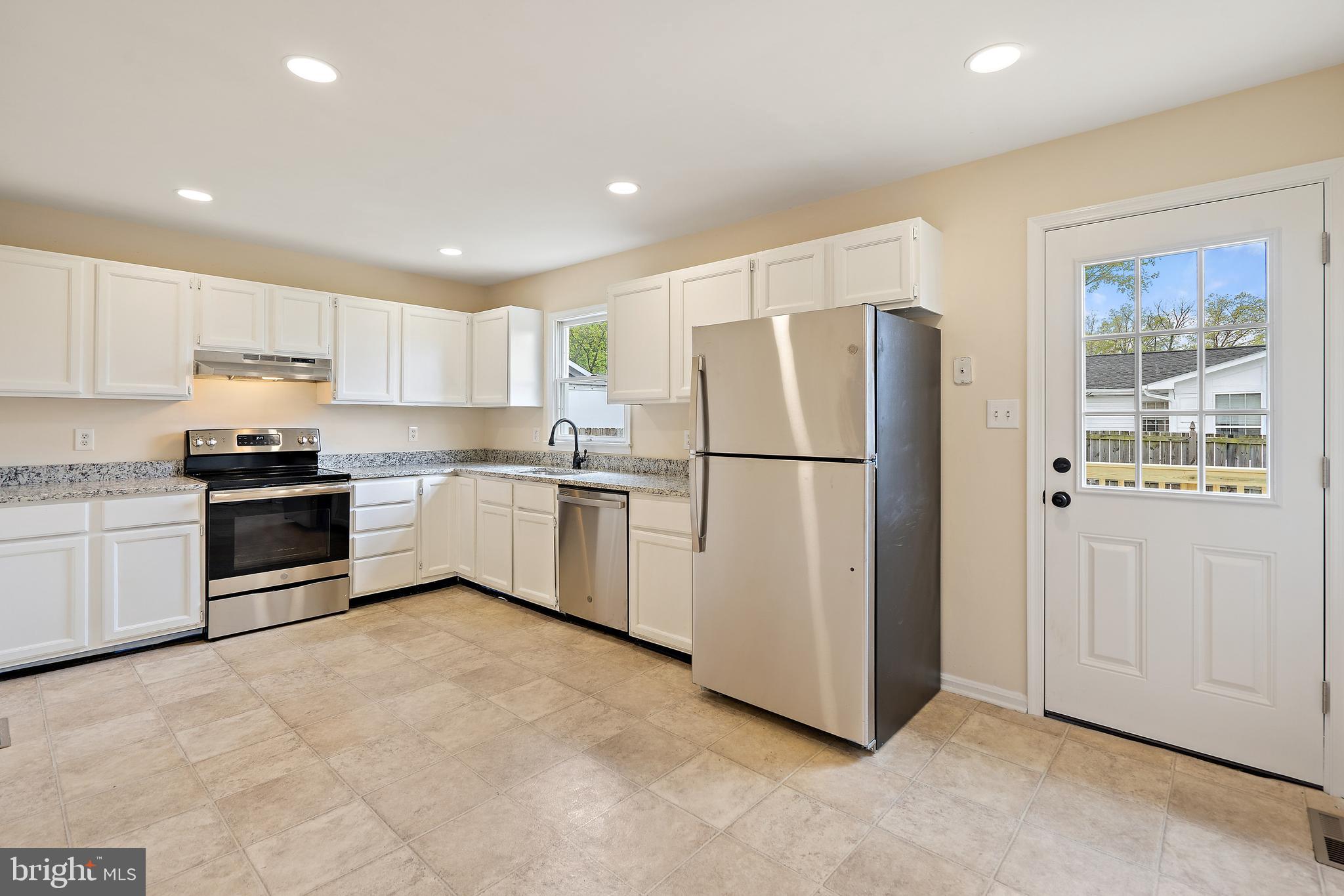 12238 Davis Road Remington, VA 22734 - Photo 8 of 26 Gallery Image 8
