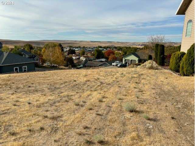 Southwest Quinney Lane Pendleton, OR 97801 - Photo 8 of 9