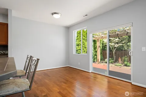 $715,000 | 27579 214th Avenue Southeast, Maple Valley, WA 98038