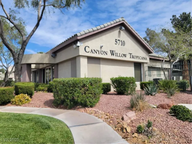 $1,375 | 5710 East Tropicana Avenue, Unit 2196, Las Vegas, NV 89122