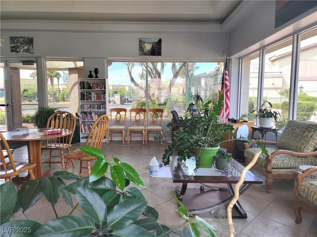 $1,375 | 5710 East Tropicana Avenue, Unit 2196, Las Vegas, NV 89122