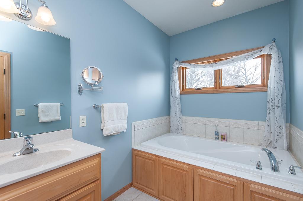 2908 Cassidy Drive Northeast Rochester, MN 55906 - Photo 22 of 75 Gallery Image 22