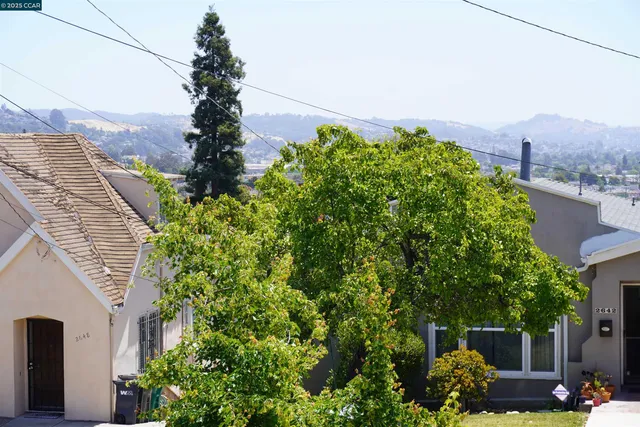 $715,000 | 2645 Maxwell Avenue, Oakland, CA 94619