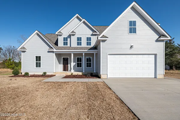 $409,900 | 3300 Hershey Court, Farmville, NC 27828