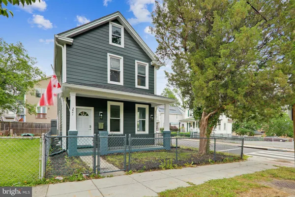$795,000 | 2841 Mills Avenue Northeast, Washington, DC 20018