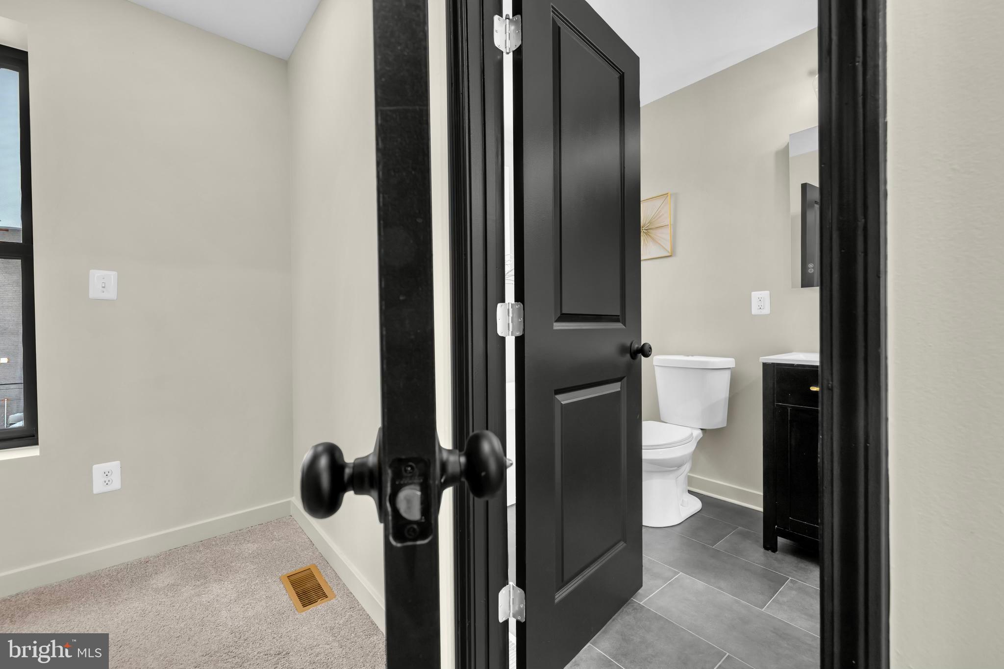 704 East 20th Street Baltimore, MD 21218 - Photo 34 of 53