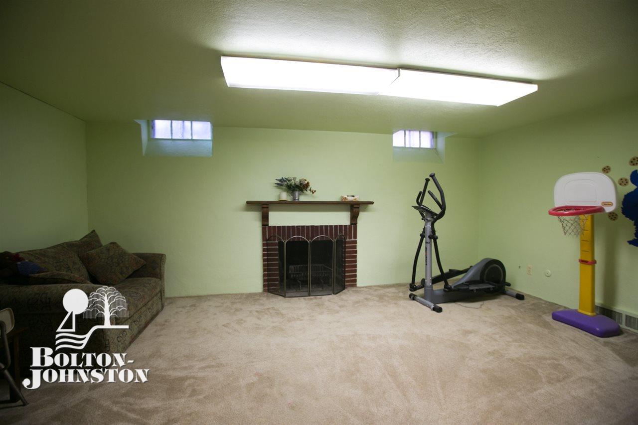 338 Fisher Road Grosse Pointe Farms, MI 48230 - Photo 17 of 20