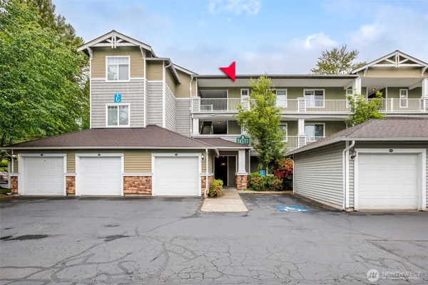 $365,000 | 12712 Admiralty Way, Unit G302, Everett, WA 98204