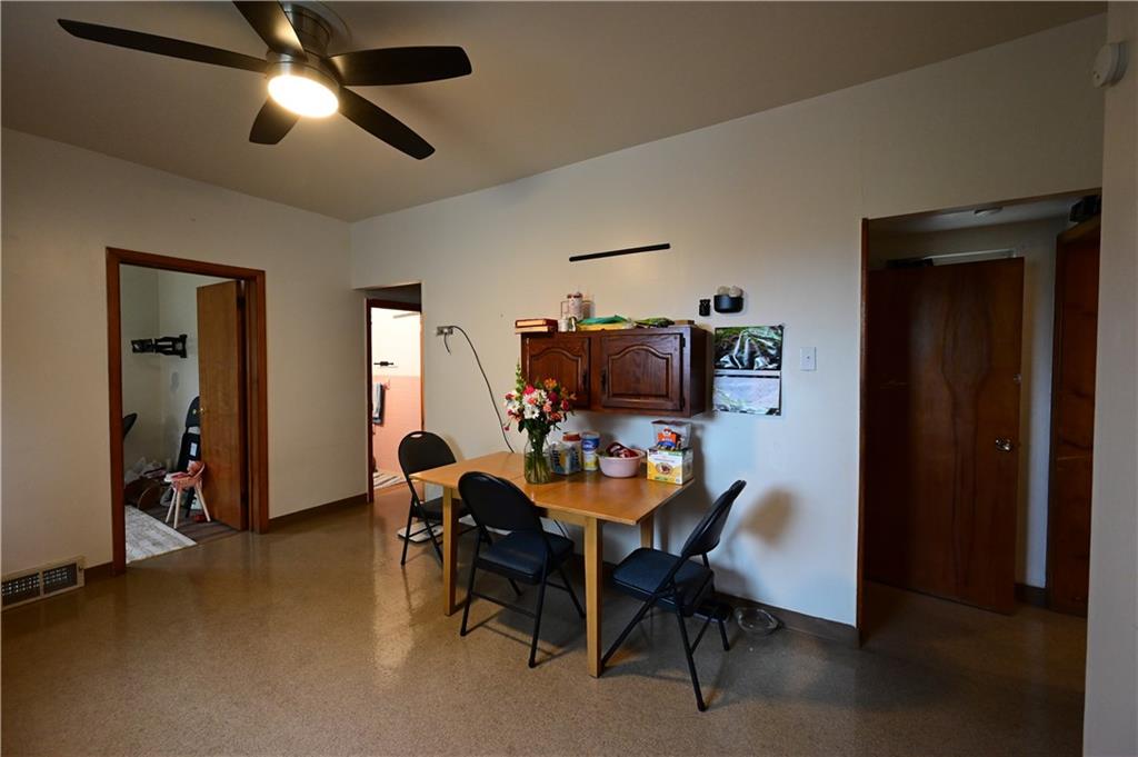 805 Railroad Street McKees Rocks, PA 15136 - Photo 10 of 27
