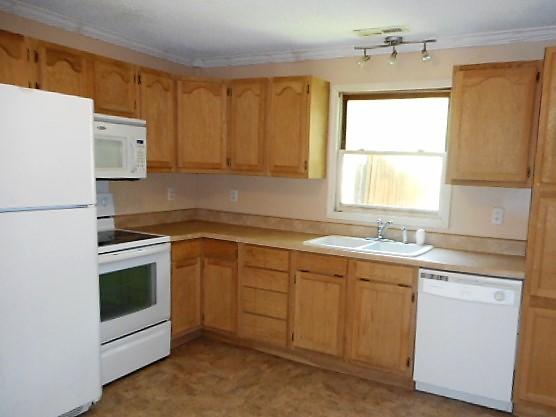 313 North Jenkins Road Rossville, GA 30741 - Photo 4 of 16 DSCN2554