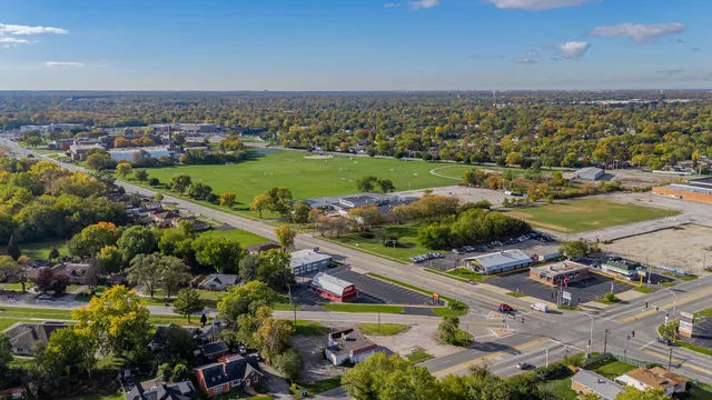 $220,000 | 500 Grosvenor Place, Chicago Heights, IL 60411