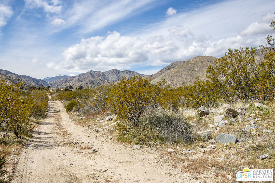 50672 Mecca Road Morongo Valley, CA 92256 - Photo 6 of 17